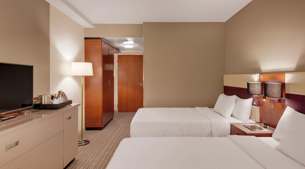 Hotel Courtyard By Marriott Zurich North Exterior foto