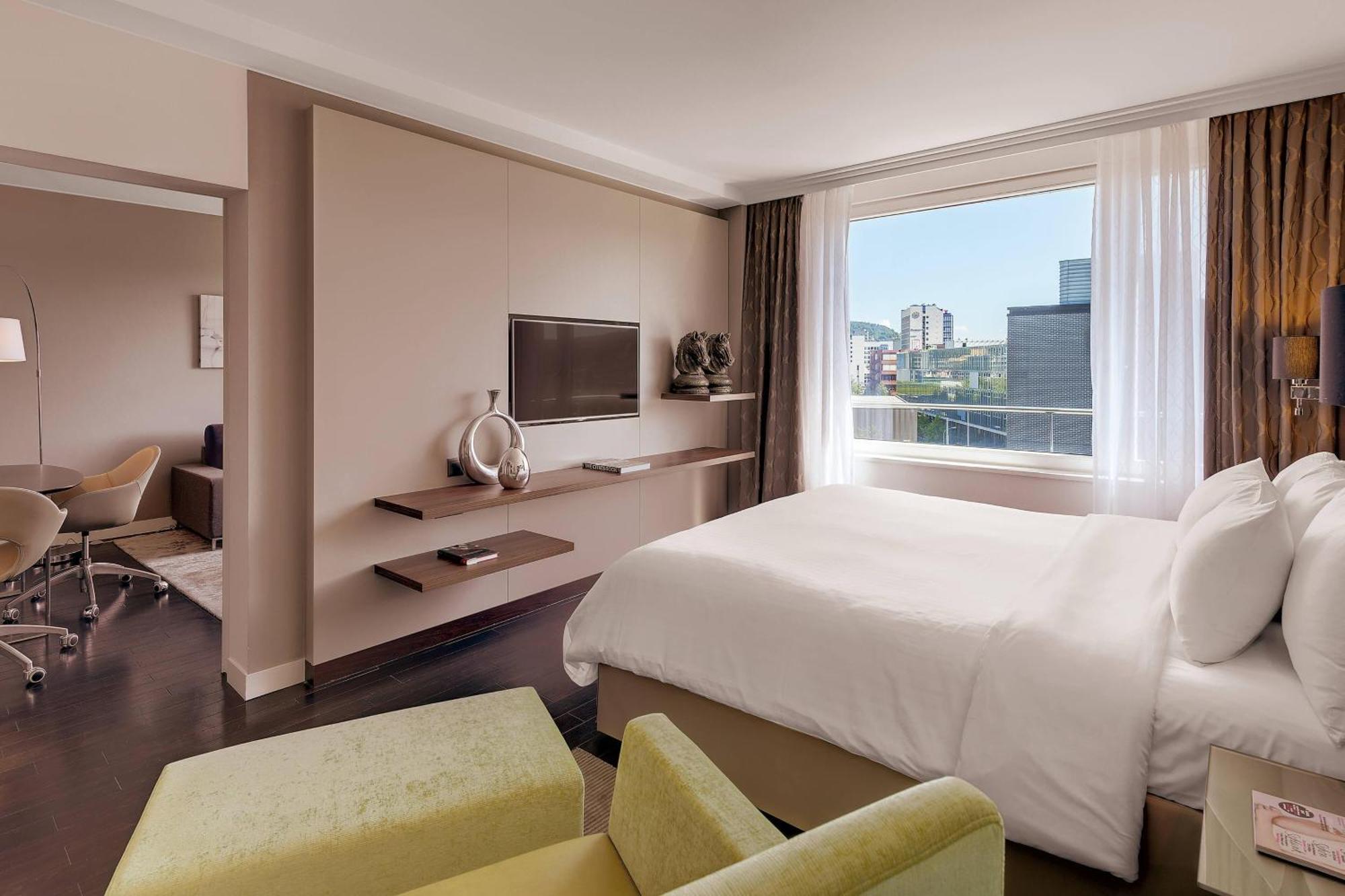 Hotel Courtyard By Marriott Zurich North Exterior foto