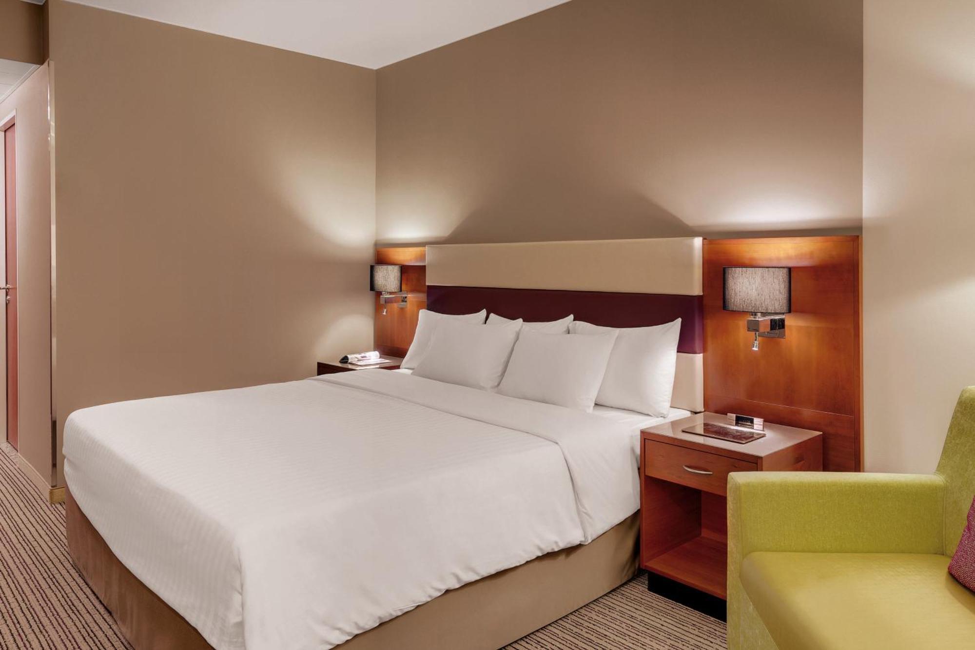 Hotel Courtyard By Marriott Zurich North Exterior foto