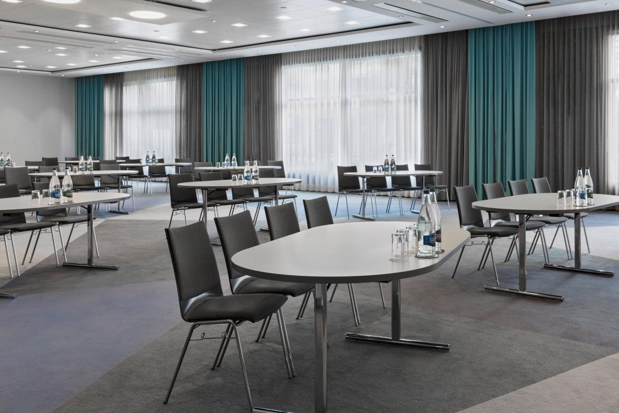 Hotel Courtyard By Marriott Zurich North Exterior foto