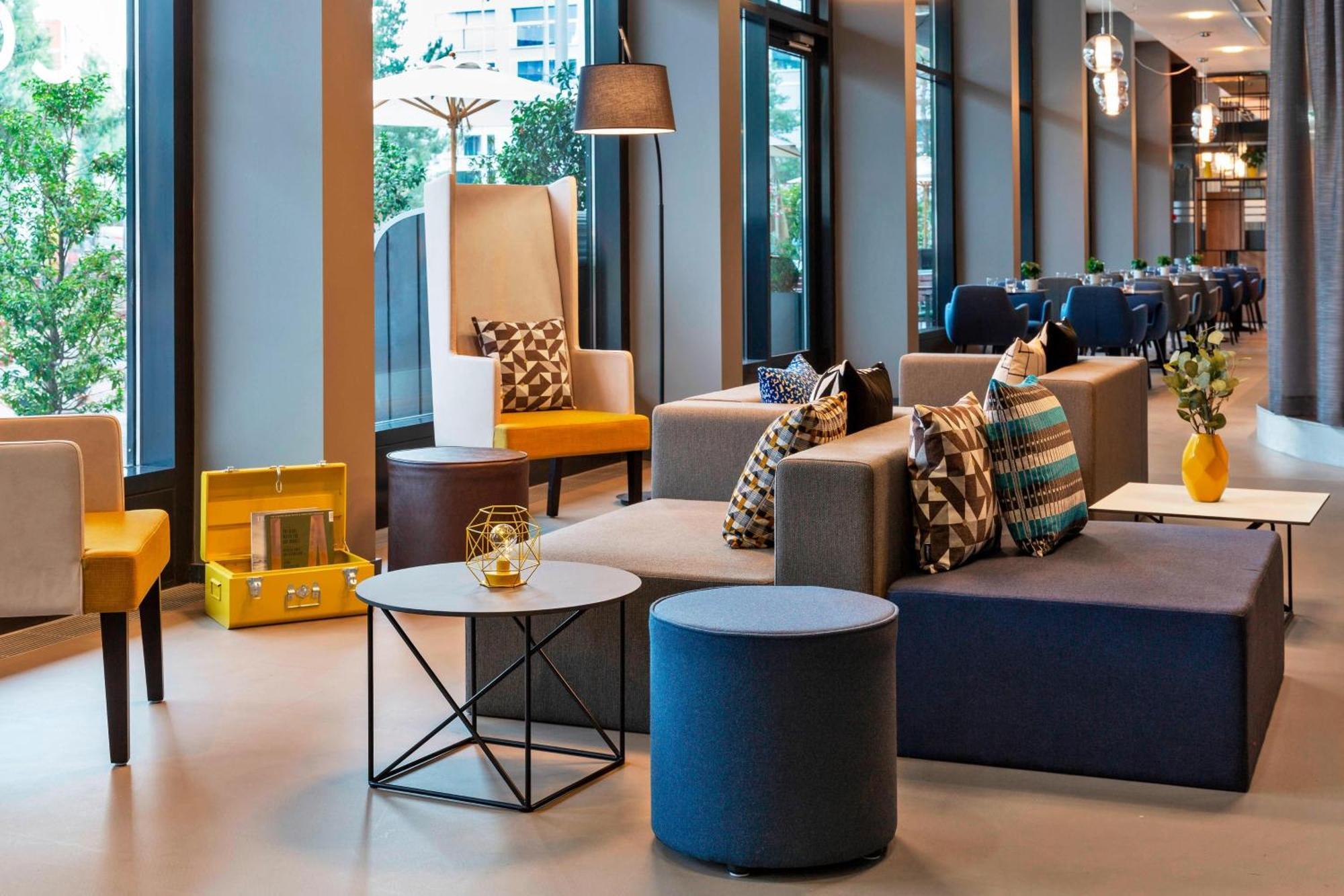 Hotel Courtyard By Marriott Zurich North Exterior foto