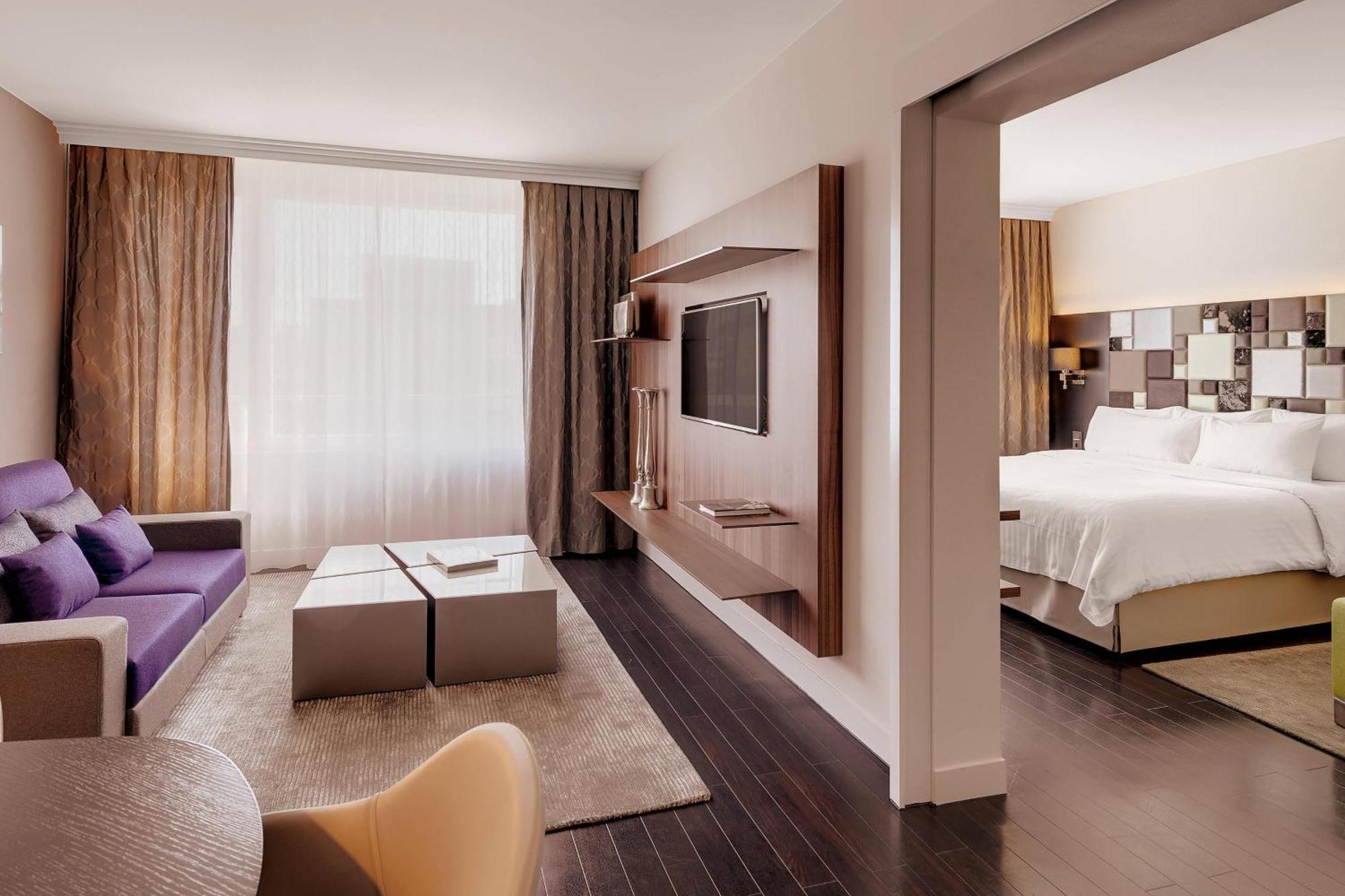 Hotel Courtyard By Marriott Zurich North Exterior foto