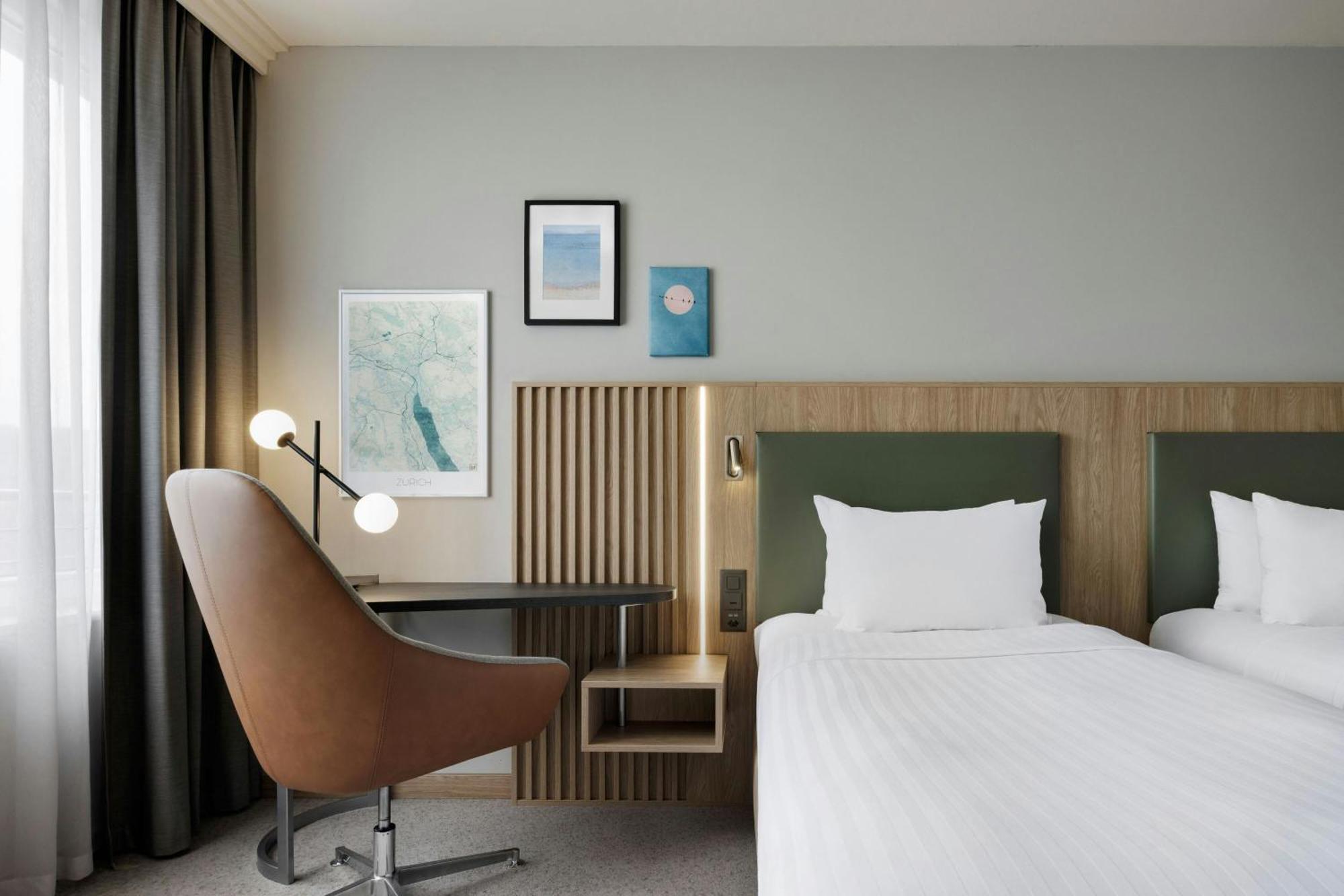 Hotel Courtyard By Marriott Zurich North Exterior foto
