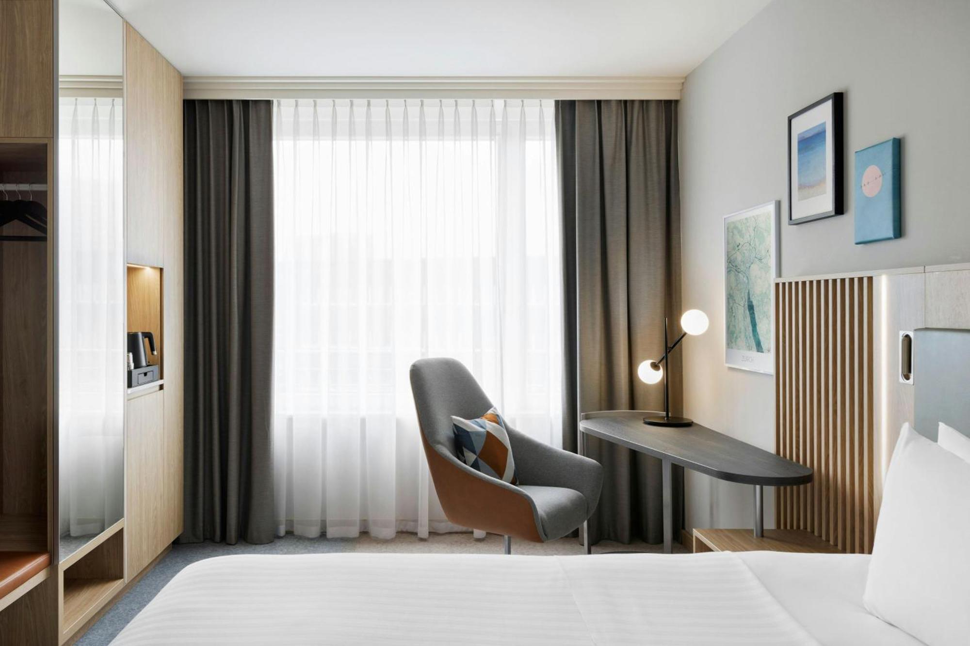 Hotel Courtyard By Marriott Zurich North Exterior foto