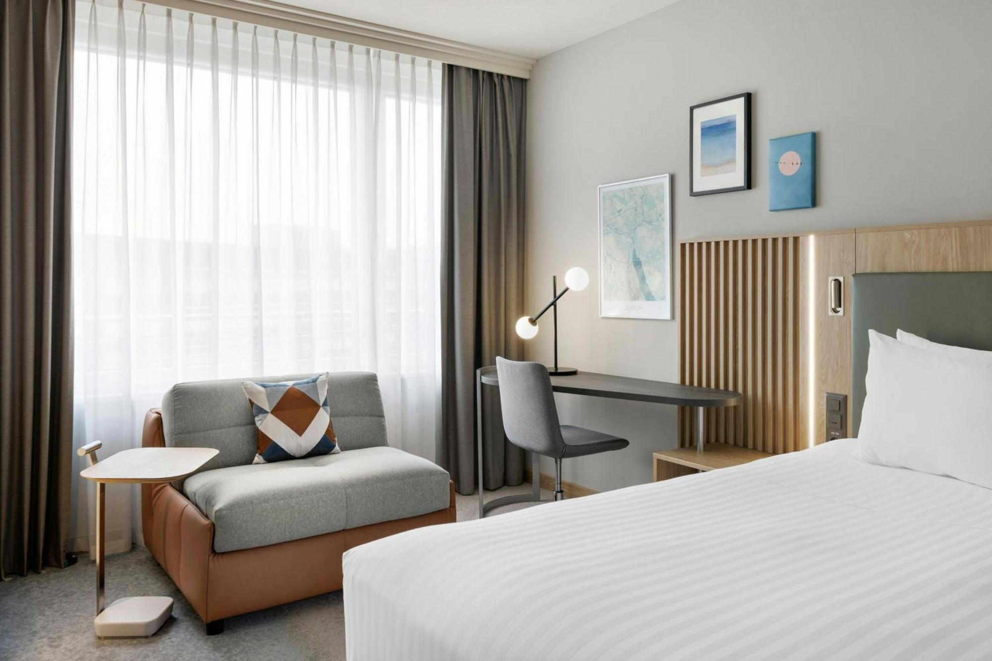 Hotel Courtyard By Marriott Zurich North Exterior foto