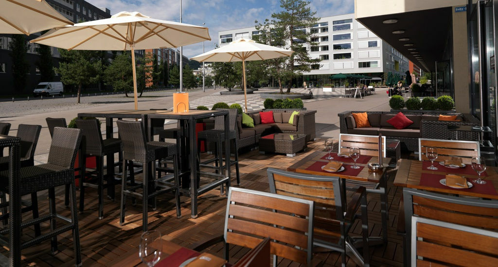 Hotel Courtyard By Marriott Zurich North Exterior foto